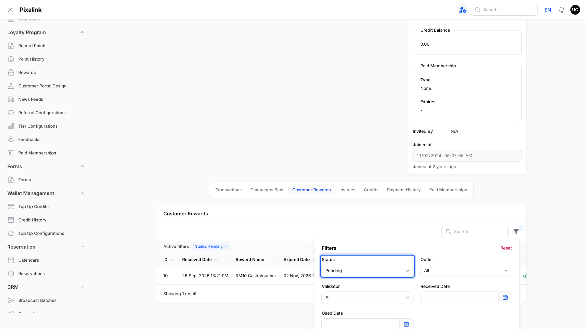 Customer Rewards list with the Filters panel open and the Status filter highlighted, still set to Pending